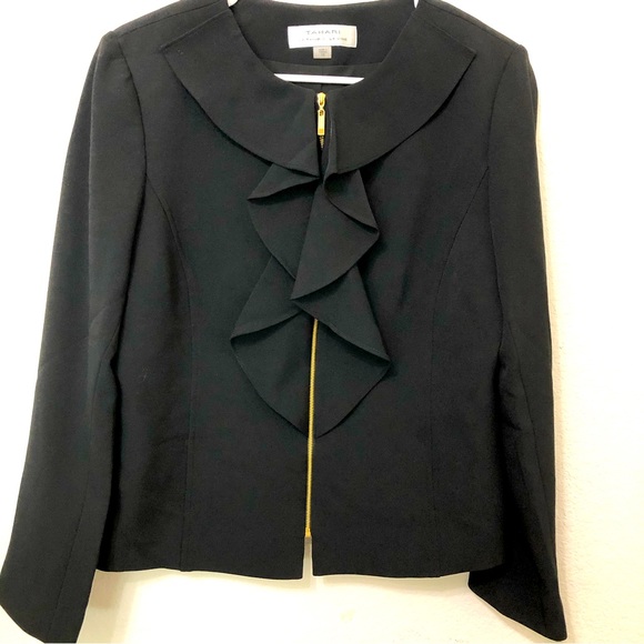 Tahari Jackets & Blazers - Tahari Women’s Jacket NWOT